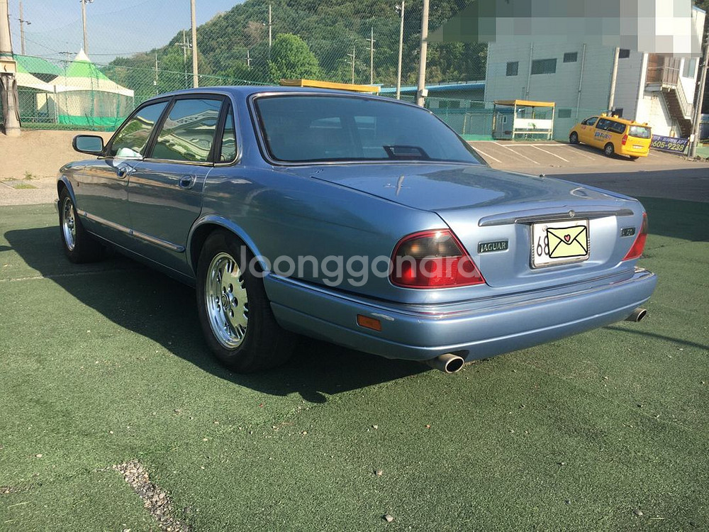 올드카 95년식 재규어 XJ6 X300 판매--5