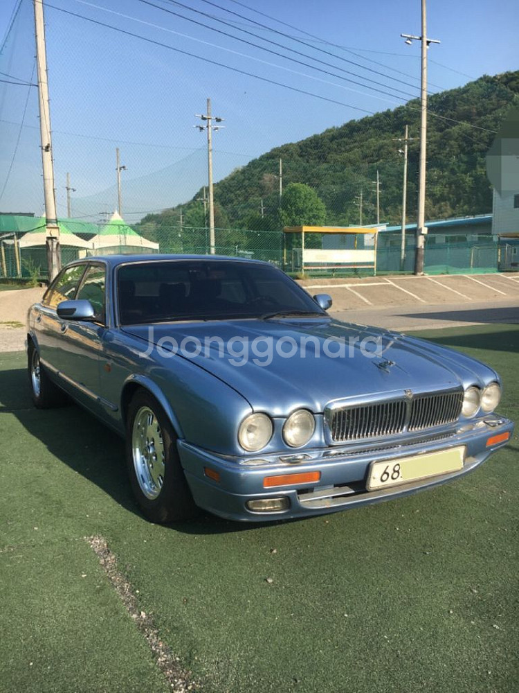 올드카 95년식 재규어 XJ6 X300 판매--6