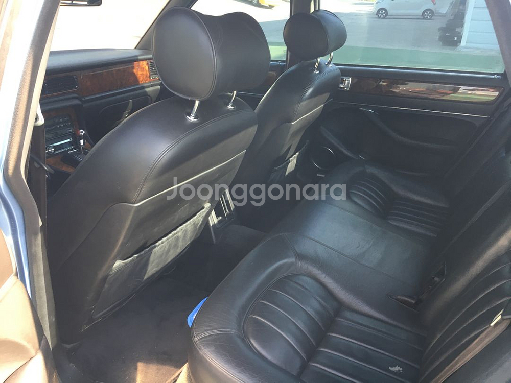 올드카 95년식 재규어 XJ6 X300 판매--9