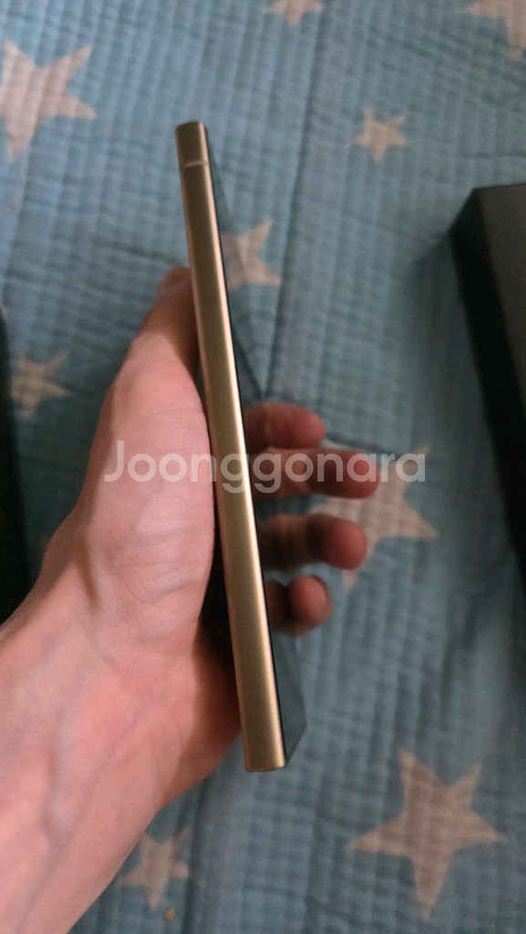 갤럭시s24 울트라 1tb 티타늄 옐로색상 팔아요--1
