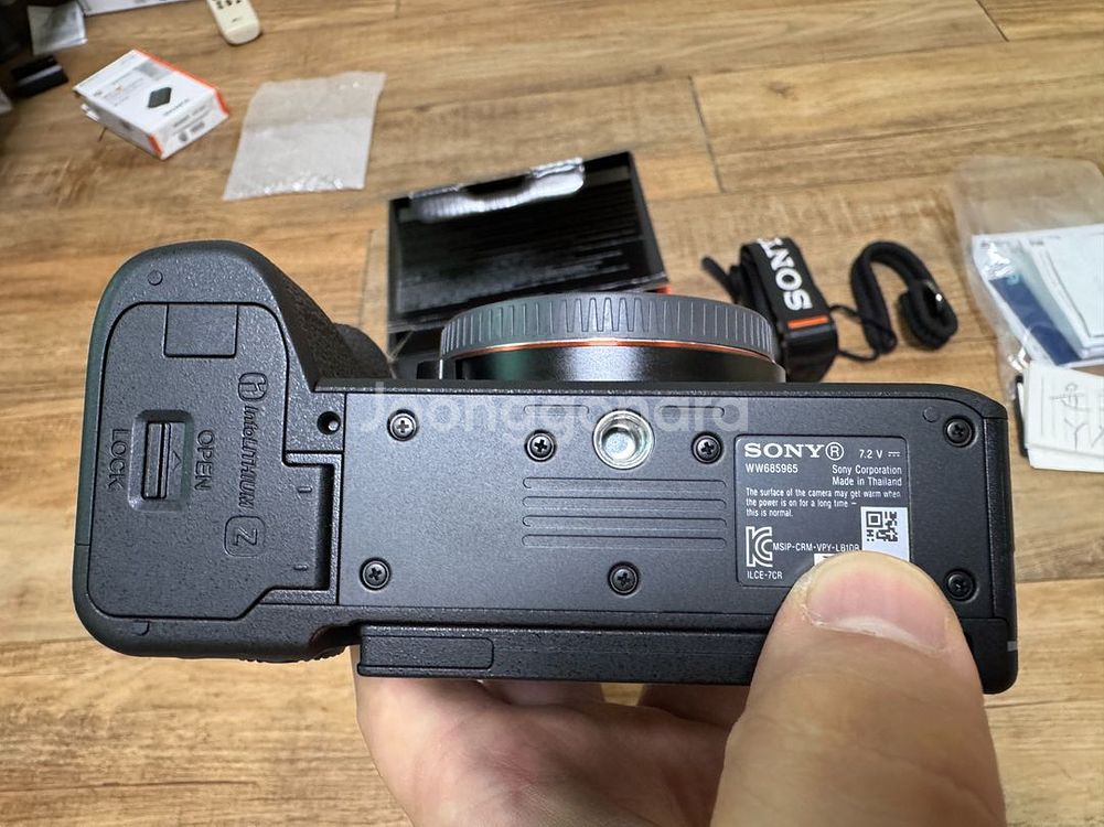 (26년8월보증) 소니 sony A7CR 팝니다--4