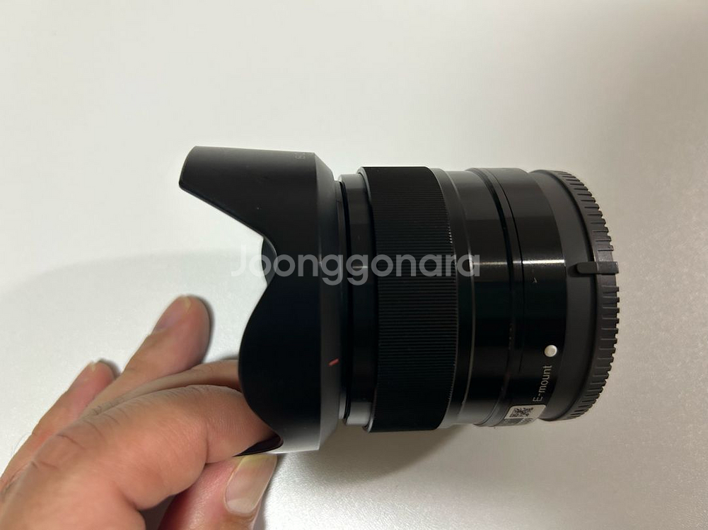 SONY E35mm F1.8 OSS (SEL35F18)--5