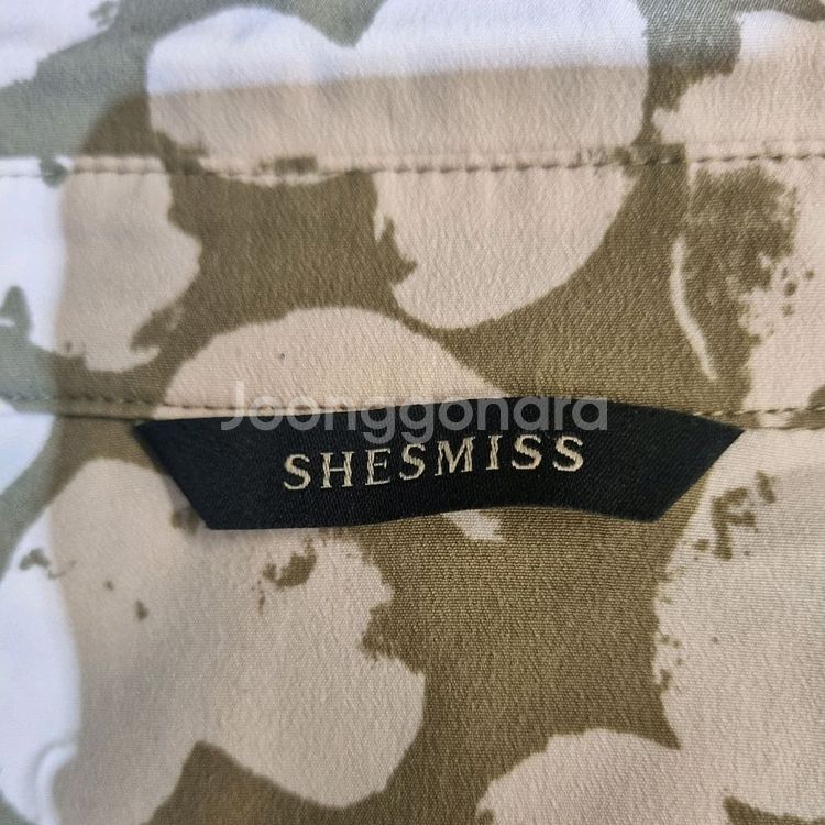 SHESMISS 쉬즈미스 포켓 하트패턴 셔츠 블라우스--4