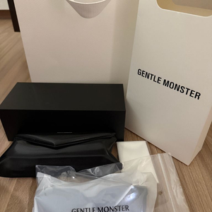 젠틀몬스터 테가 Tega 블랙