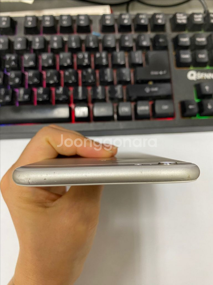 아이폰6플러스 실버 액정SS급 64GB 배터리100%--3
