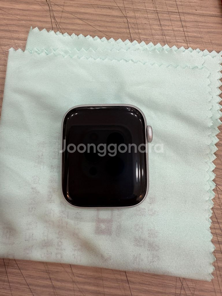 애플워치 se2 44mm 실사용 한달--0