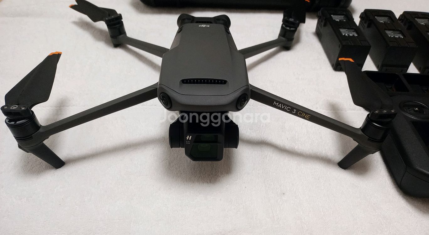 dji 매빅3시네 rc pro 프리미엄 콤보 팝니다--1