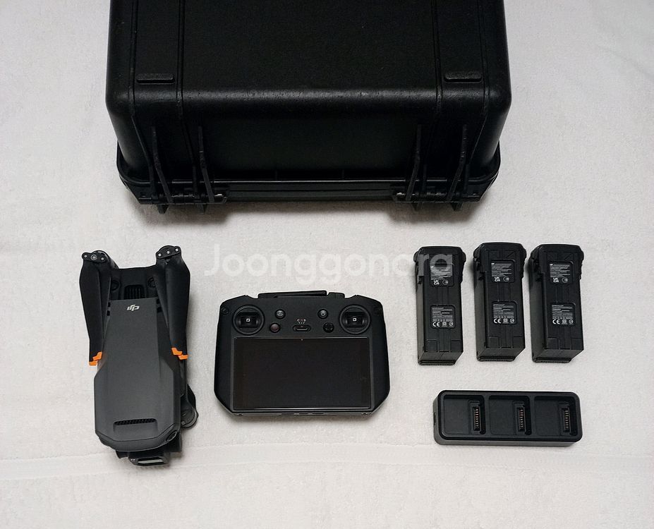 dji 매빅3시네 rc pro 프리미엄 콤보 팝니다--0