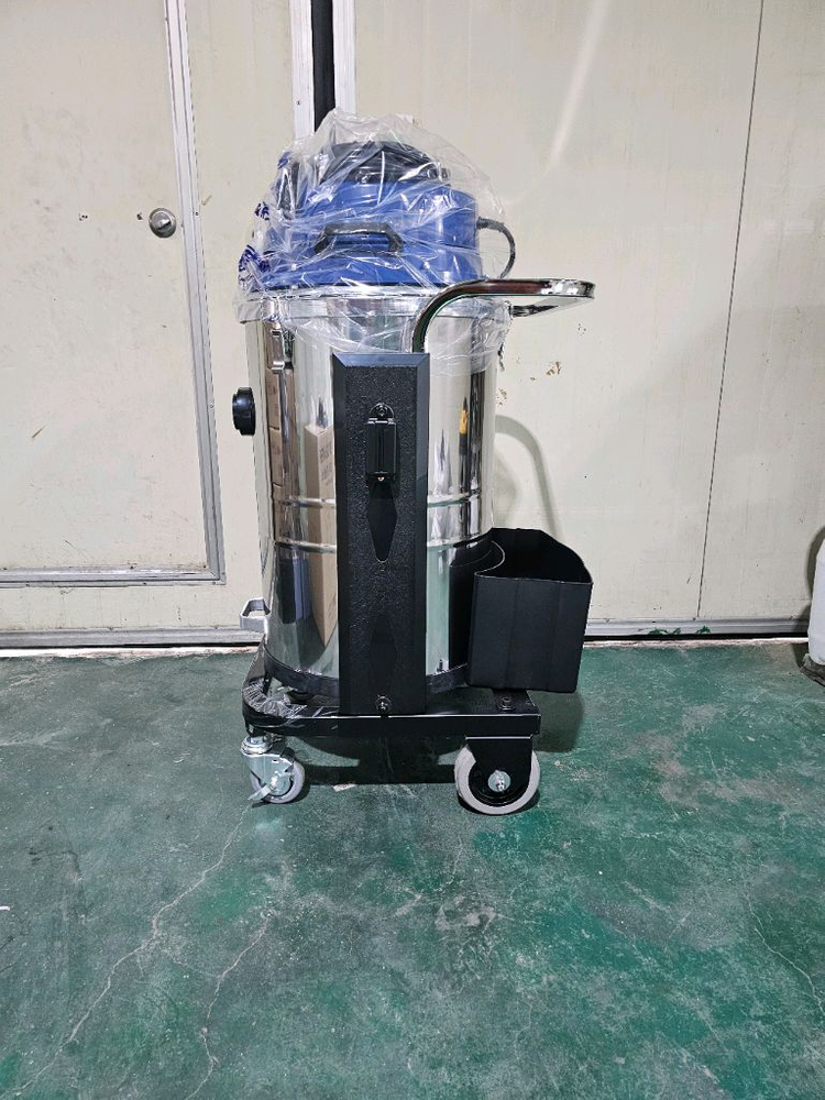 3모터 회전형 산업용,공업용청소기 청소기 이미지