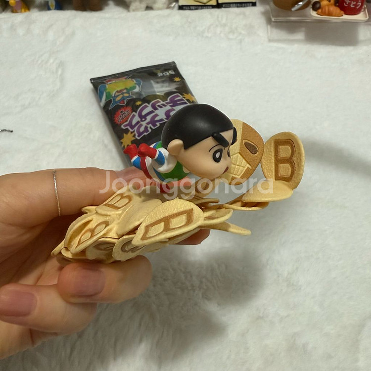 짱구는 못말려 짱구리멘트 과자 엑션가면 피규어 디즈니--2