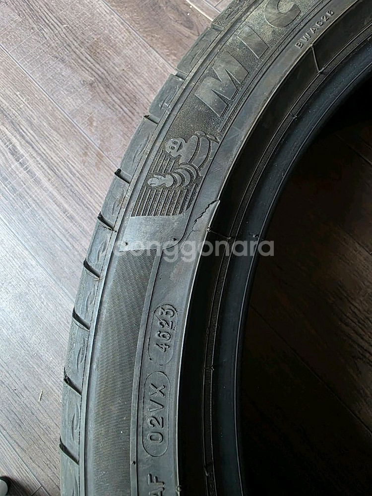 미쉐린 245/45R20 타이어 2짝--4