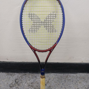 한일 테니스 라켓(braid 303)