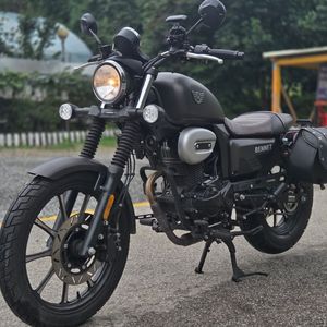 23년식 베네트125 2천키로대 저렴하게 판매합니다