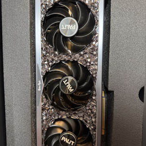 이엠텍 지포스 RTX 4090 GAMEROCK D6X