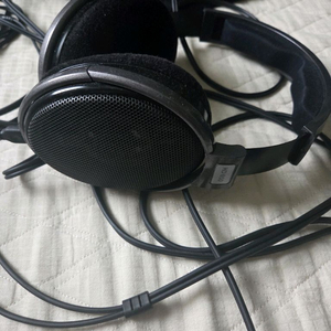 젠하이저 hd650 팝니다.