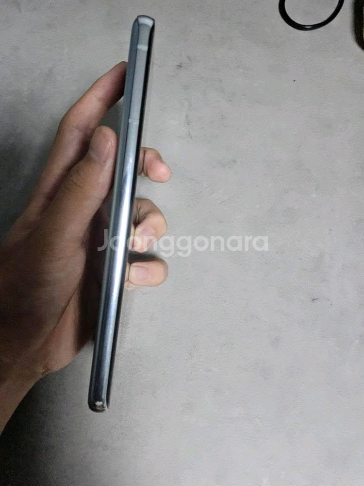 갤럭시 S21 울트라 256G 거의 새상품. S급--3