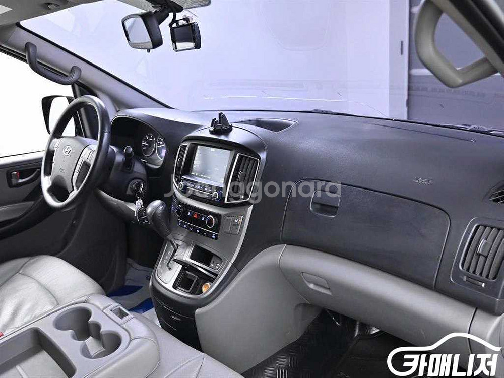 [현대]더 뉴 그랜드 스타렉스 2WD 밴 3인승 스마트--7