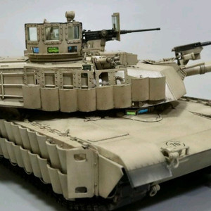 타미야탱크M1A2.1/16