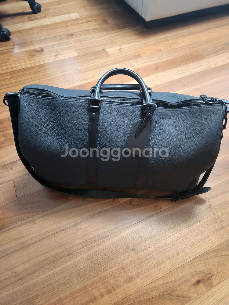 루이비통 키폴 반둘리에 판매합니다.--1