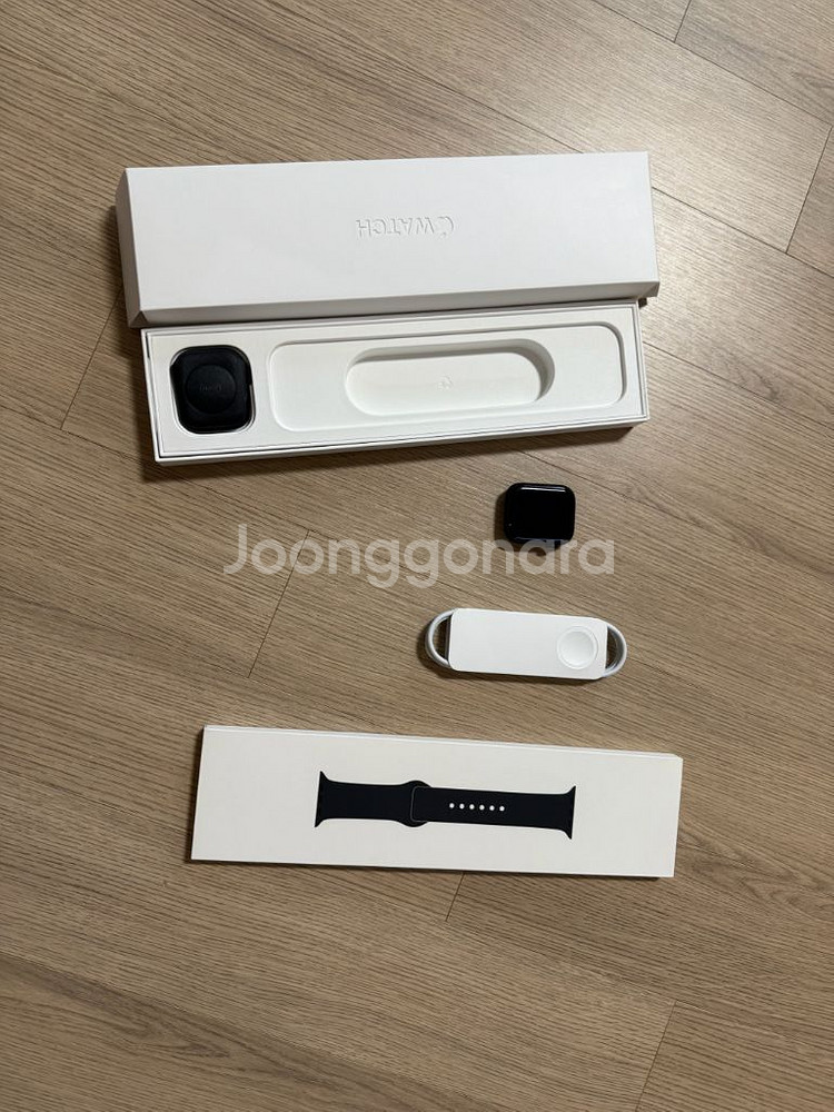 애플워치 8 gps 45MM 팝니다--0