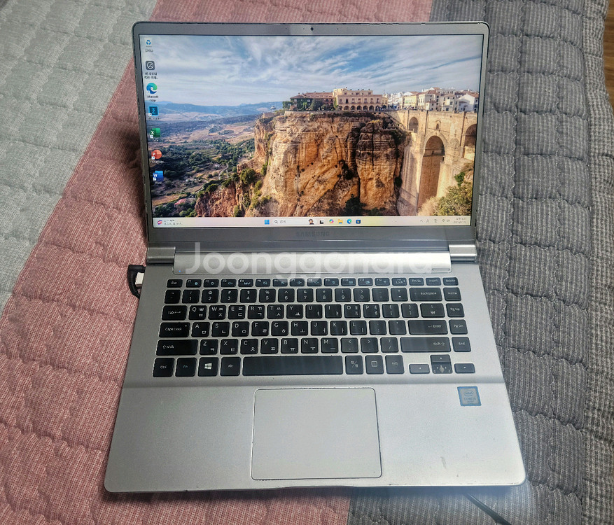 삼성 노트북9 메탈 NT900X5P i5-6200U--0