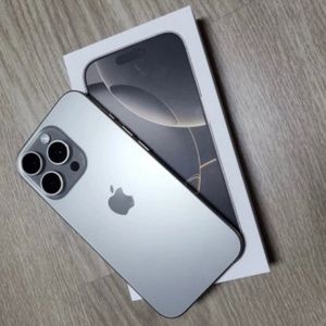 아이폰16프로맥스 256g S급