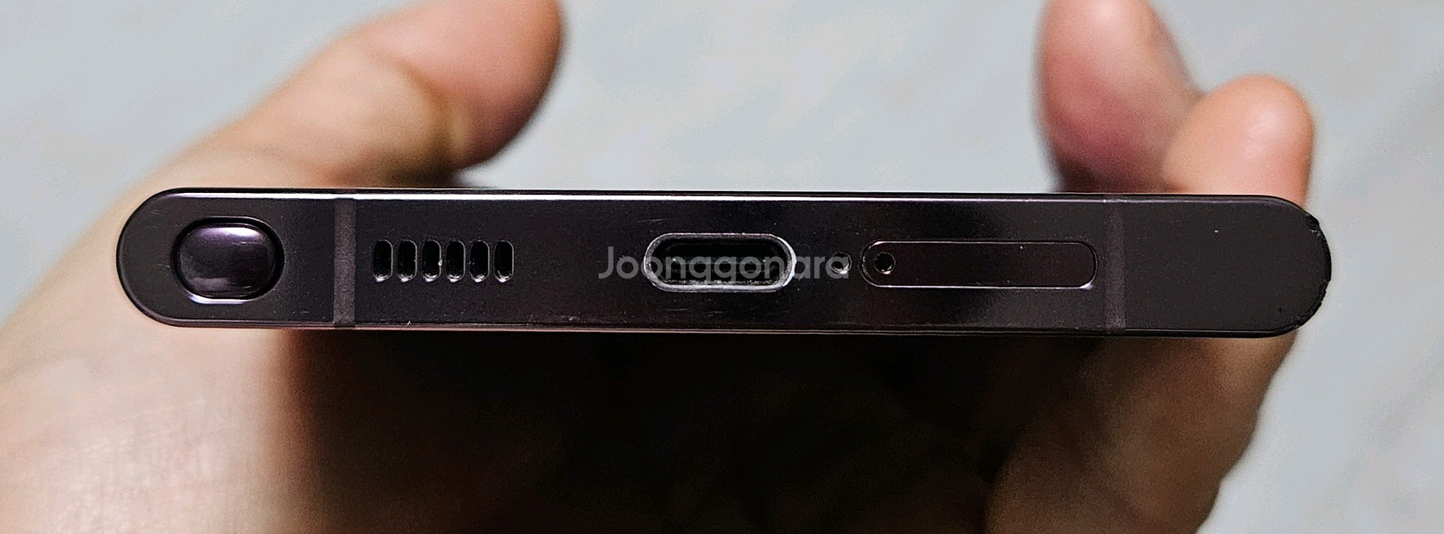 갤럭시 S22울트라 버건디 256GB 싸게 팝니다.--4