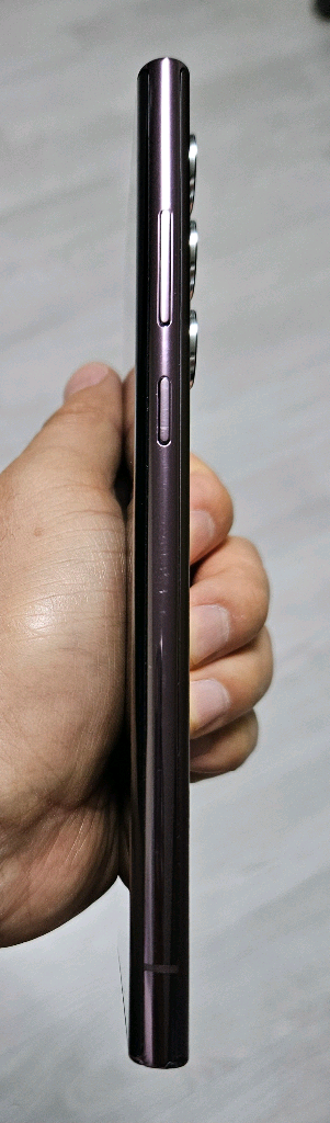 갤럭시 S22울트라 버건디 256GB 싸게 팝니다.--5