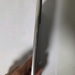s22화이트