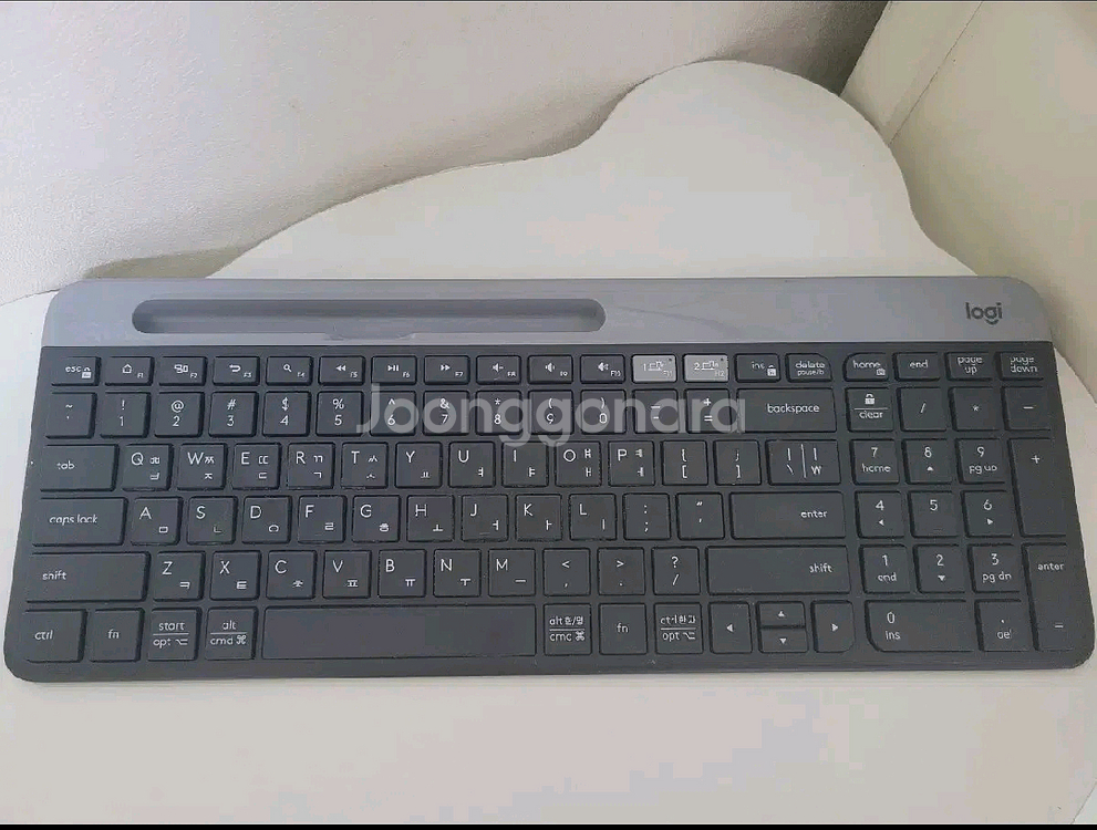 로지텍 K580 무선 키보드(택배포함)--1