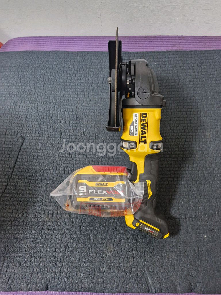 디월트충전그라인더DCG440 7인치그라인더 플렉스볼트--7