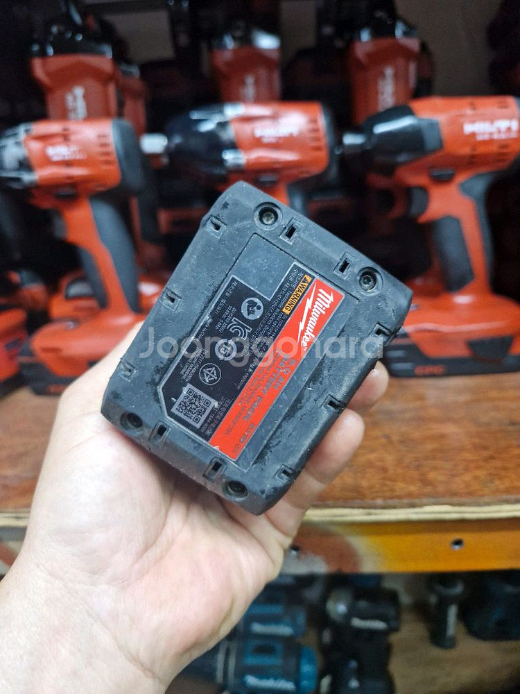 [정품]밀워키배터리 M12HB5 고방전하이웃풋 12V5--8