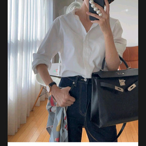 비그레이 화이트셔츠