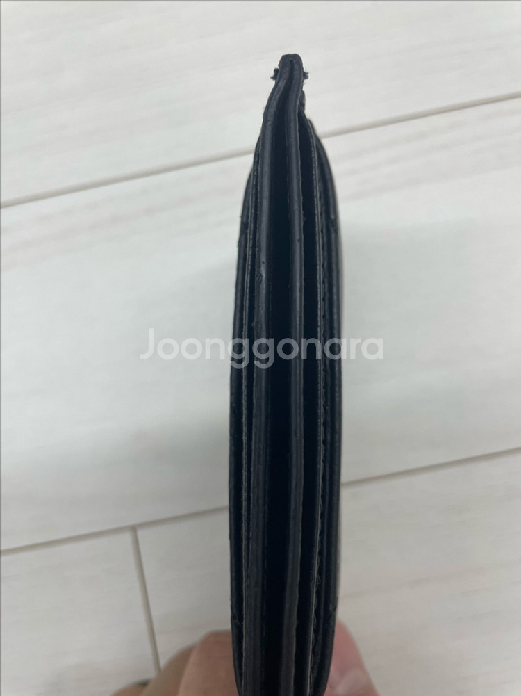 (정품/당일발송) 입생로랑 카드지갑 팝니다--4