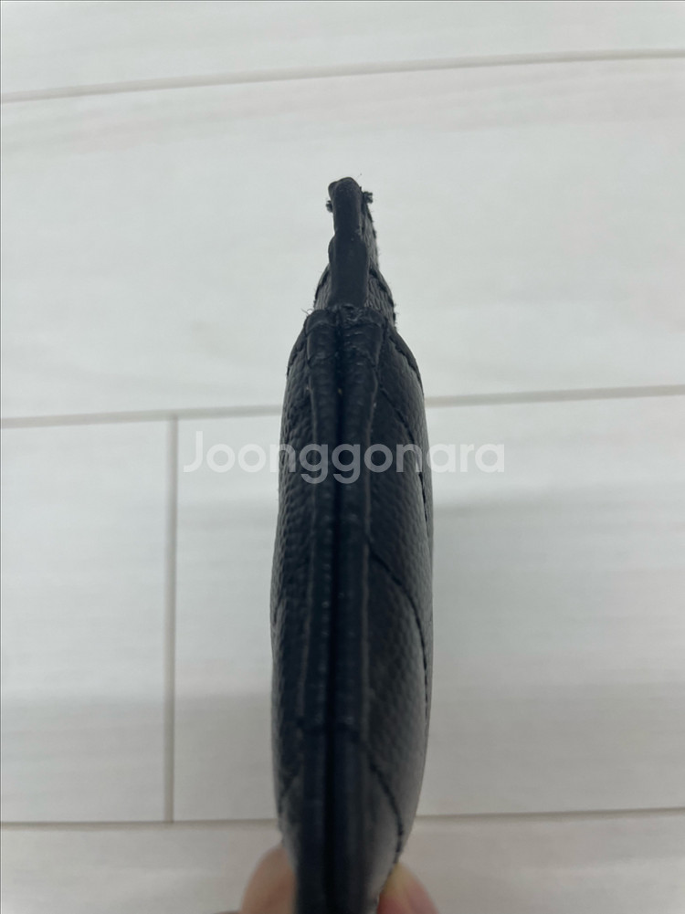 (정품/당일발송) 입생로랑 카드지갑 팝니다--5