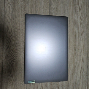 레노버 Slim3 15IAU7 노트북 팝니다.