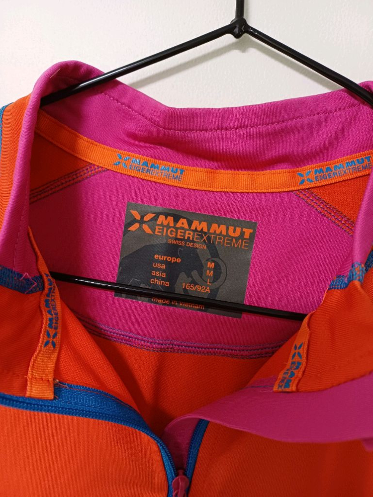 여성 마무트 반팔 등산티셔츠(새상품.사방스판90-95) 이미지