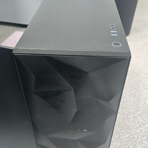 i7-11700 RTX2060 포함 PC 본체 팝니다
