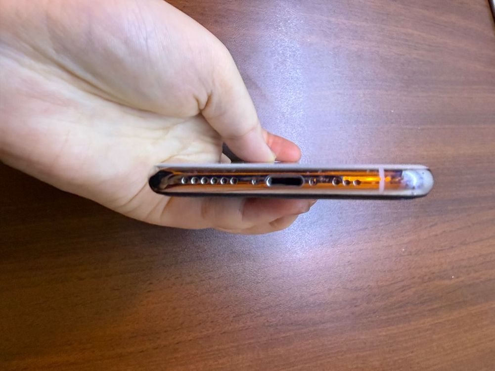 아이폰 Xs 256GB 실버 S급 무음카메라버전--4