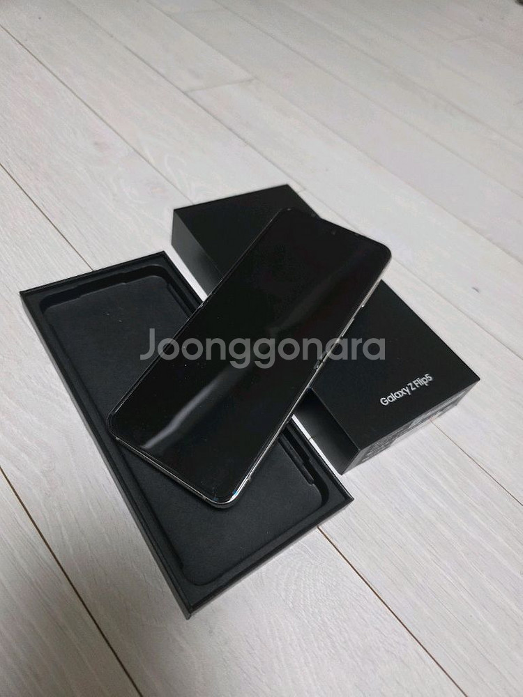 갤럭시 Z Flip5 크림 512g SKT 올갈이--0