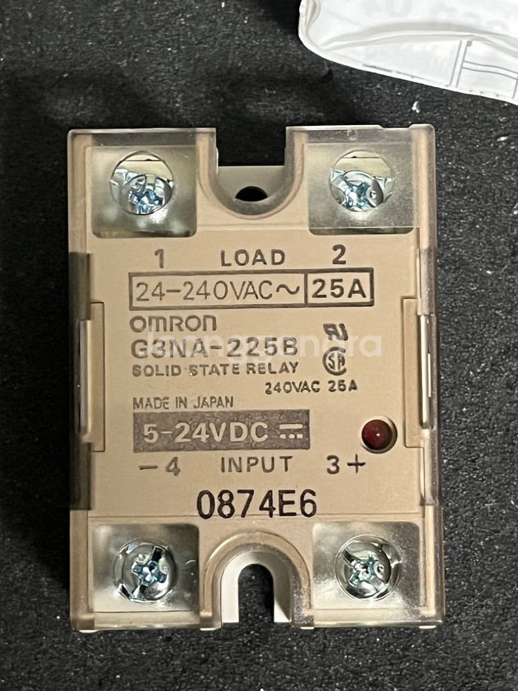 OMRON G3NA-225B SSR 3개--2