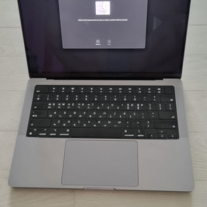 맥북 프로 14 M1 / 16G 램 / 1T SSD