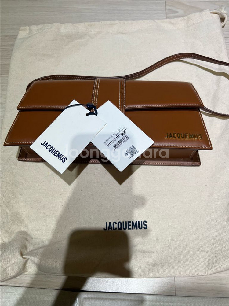 자크뮈스 르 밤비노 롱 숄더백--8