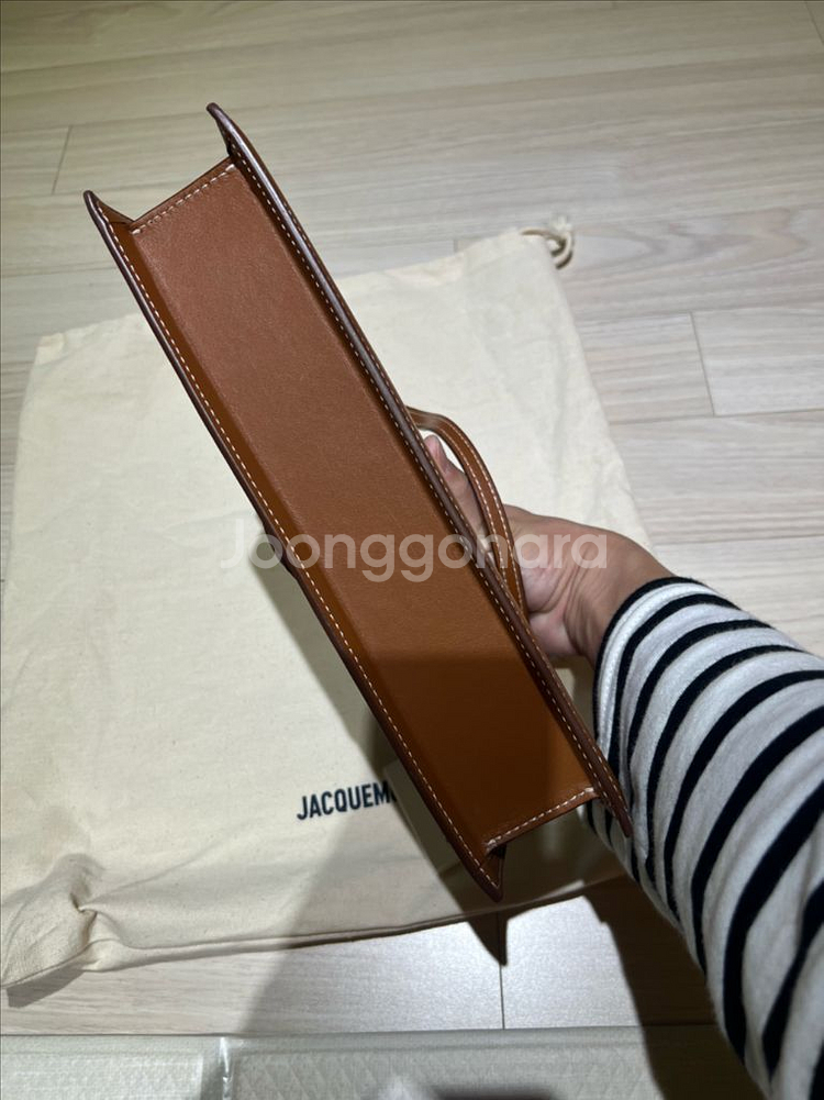 자크뮈스 르 밤비노 롱 숄더백--7