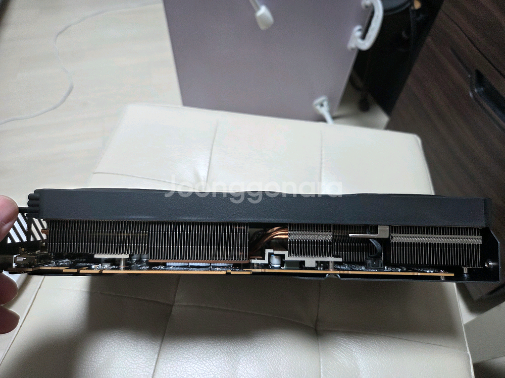 7700 xt 팝니다--1