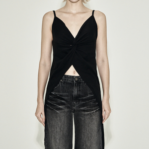 시너진Twisted Slit Sleeveless Top