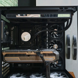 9800X3D & RTX5080 블랙게이밍 컴퓨터 PC