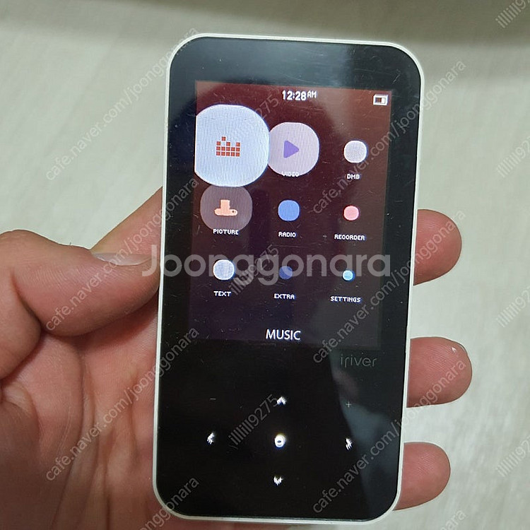 아이리버 B30 8기가 dmb mp3 엠피쓰리 부품용--1