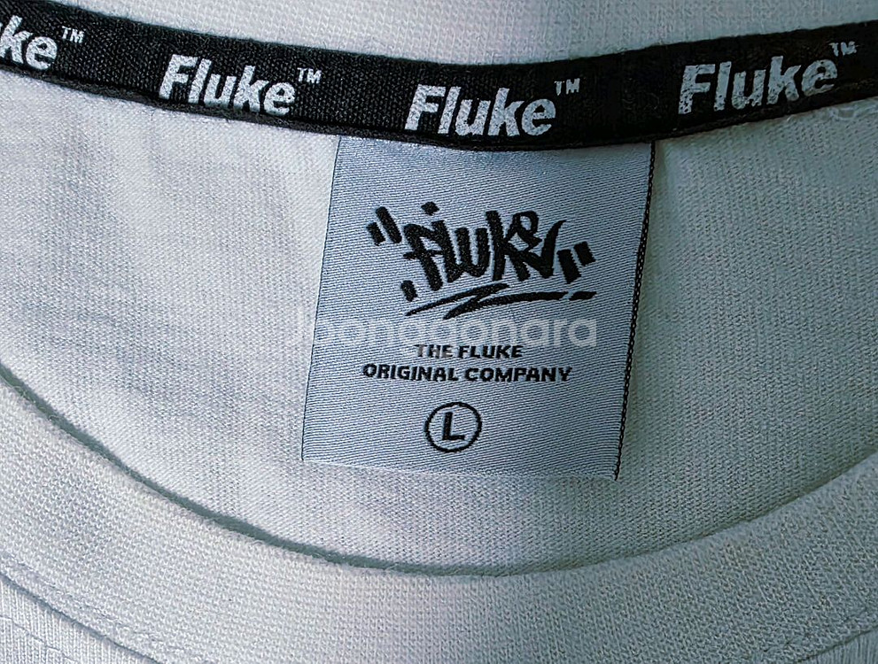 Fluke 남성 흰색 반팔티 L--1