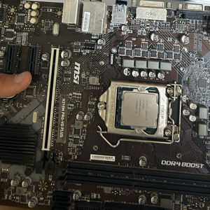 i5-9400f,Z390 세트 팝니다